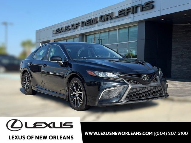 2022 Toyota Camry SE FWD photo