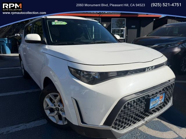 2023 Kia Soul LX FWD photo
