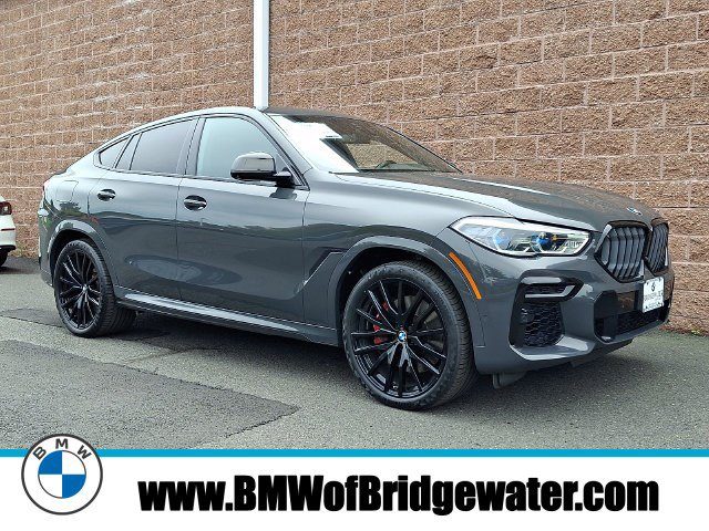 2022 BMW X6 M50i AWD photo