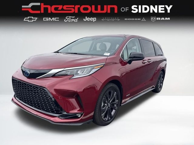 2021 Toyota Sienna XSE FWD photo