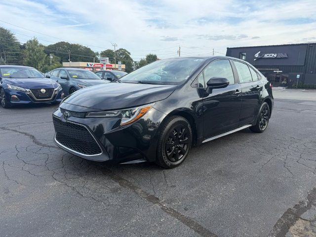 2021 Toyota Corolla LE FWD photo