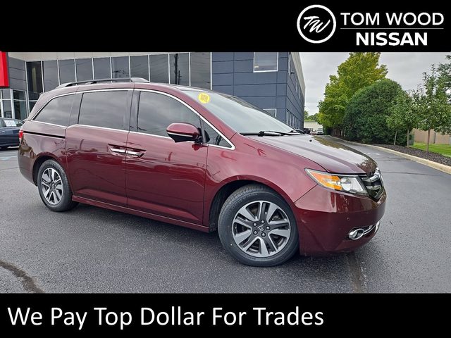 2016 Honda Odyssey Touring FWD photo