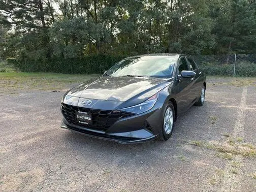 2021 Hyundai Elantra SE FWD photo