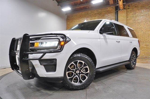 2023 Ford Expedition XL 4WD photo