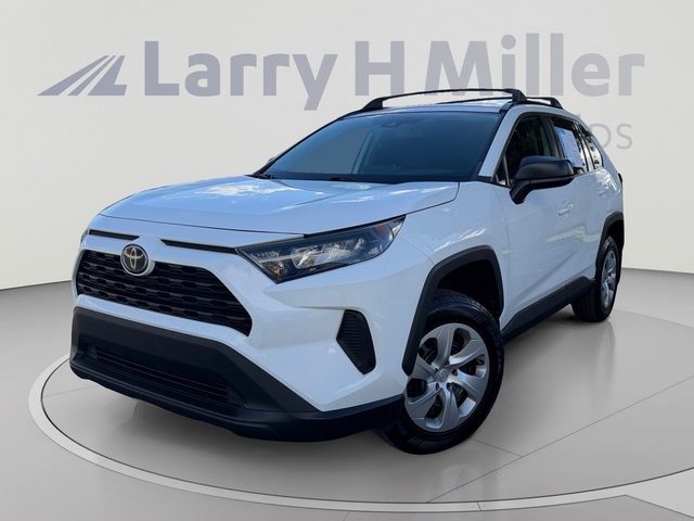 2021 Toyota RAV4 LE AWD photo