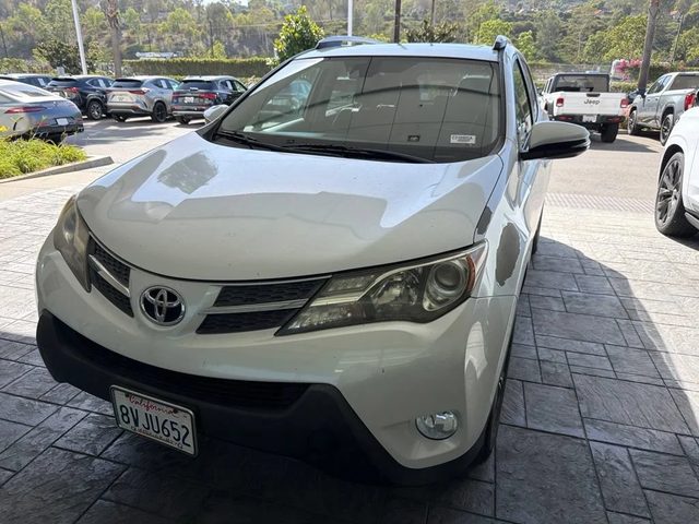 2015 Toyota RAV4 Limited FWD photo