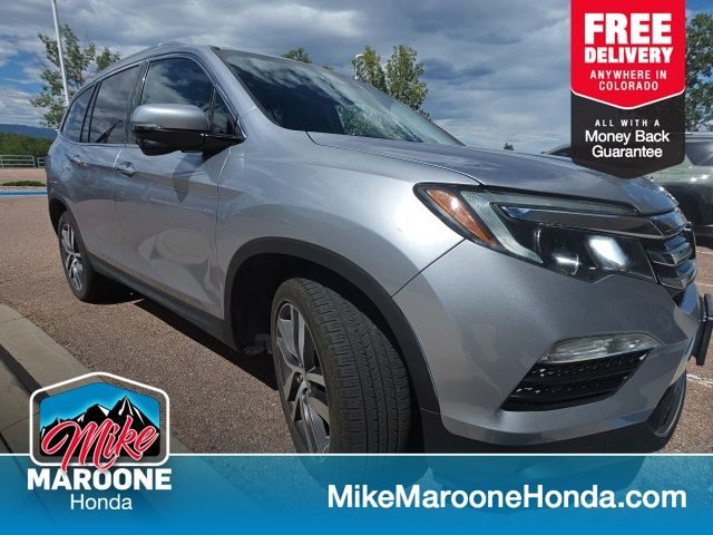 2016 Honda Pilot Touring AWD photo