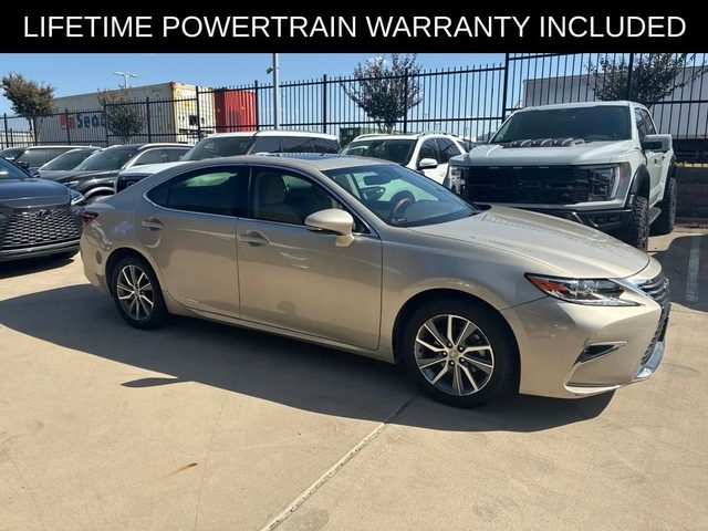 2016 Lexus ES Hybrid FWD photo