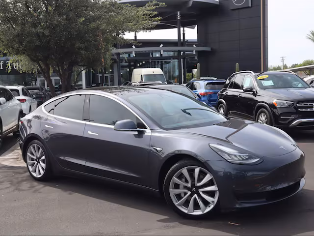 2018 Tesla Model 3 Long Range Battery AWD photo