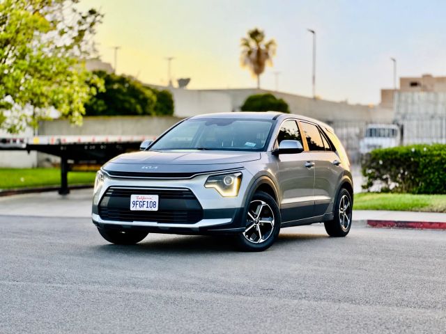 2023 Kia Niro LX FWD photo
