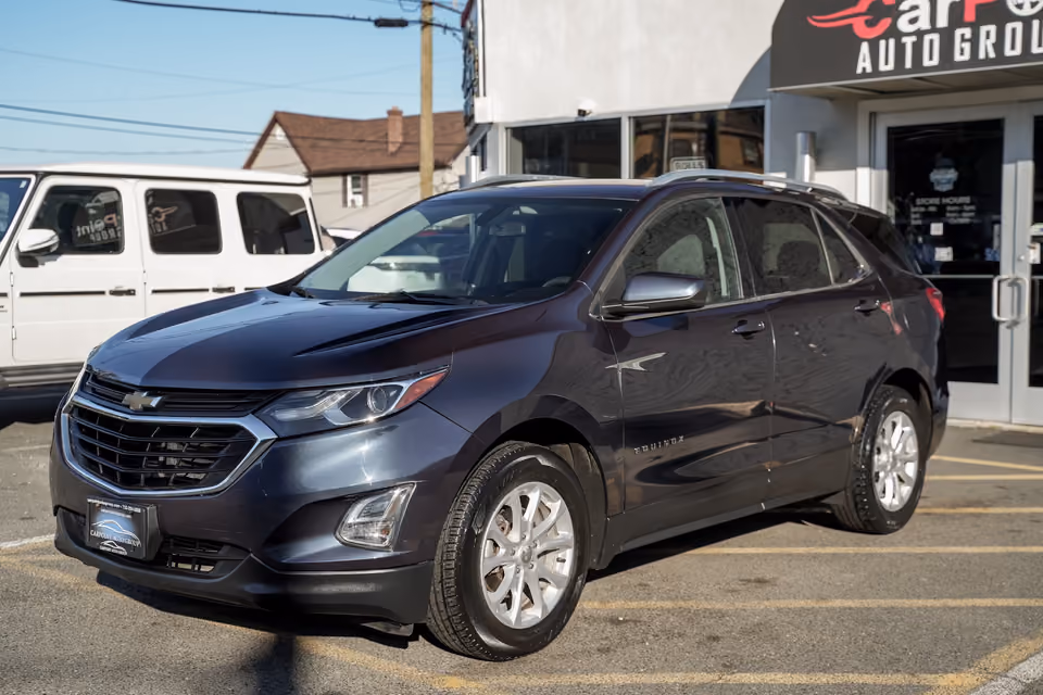 2018 Chevrolet Equinox LT FWD photo