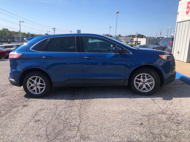 2023 Ford Edge SEL AWD photo