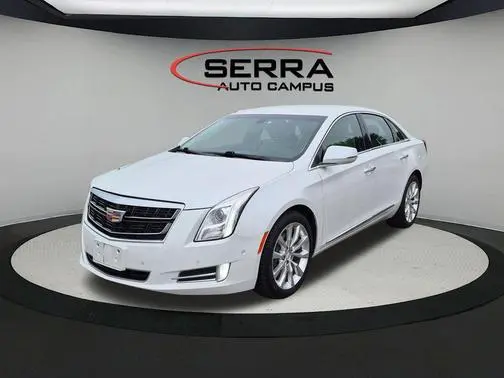 2017 Cadillac XTS Luxury FWD photo