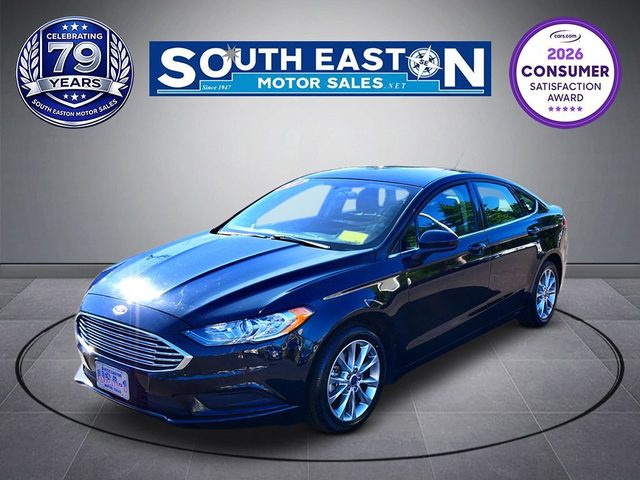 2017 Ford Fusion SE FWD photo