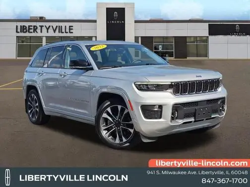 2022 Jeep Grand Cherokee Overland 4WD photo
