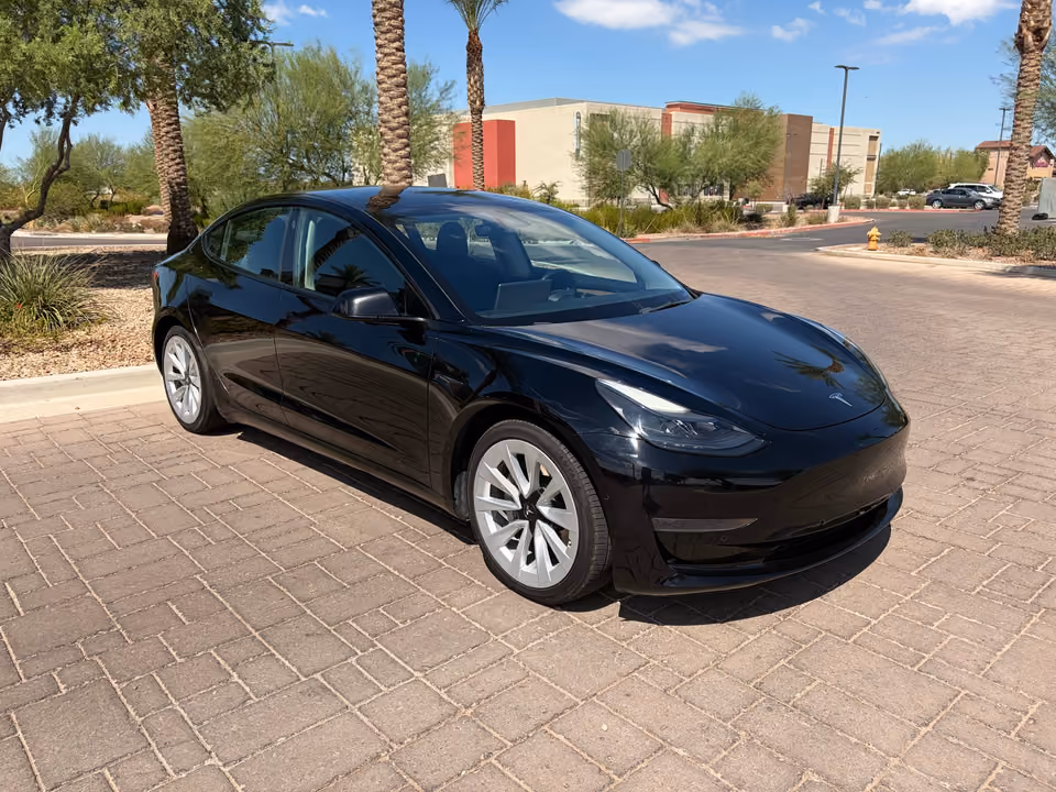 2022 Tesla Model 3 RWD photo