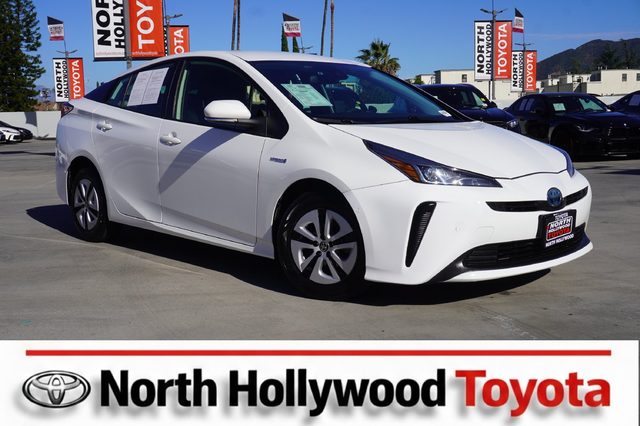 2022 Toyota Prius LE FWD photo