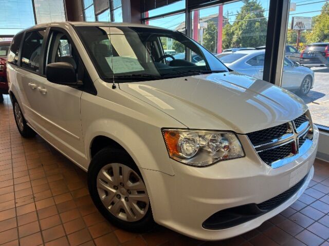 2016 Dodge Grand Caravan SE FWD photo
