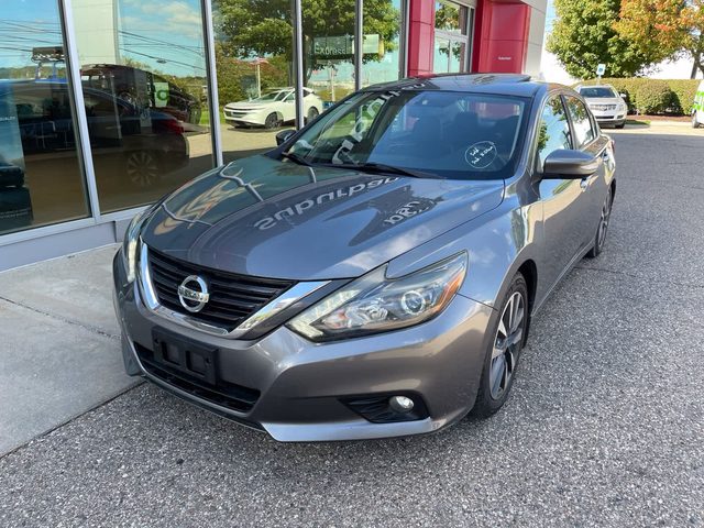 2017 Nissan Altima 2.5 FWD photo