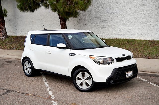 2016 Kia Soul Base FWD photo