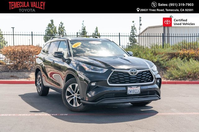 2021 Toyota Highlander XLE AWD photo