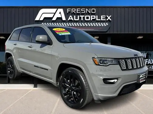 2021 Jeep Grand Cherokee Laredo X RWD photo