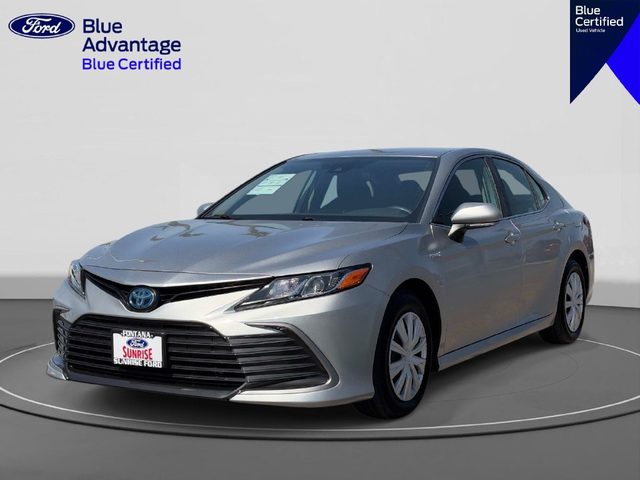 2021 Toyota Camry Hybrid LE FWD photo