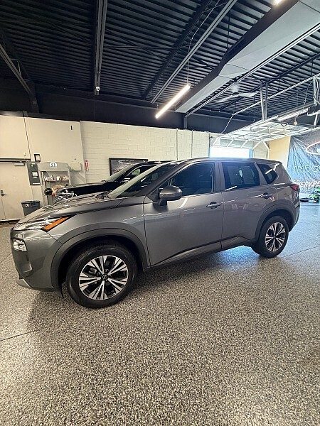2023 Nissan Rogue SV FWD photo