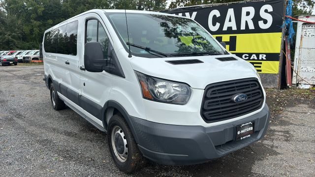2018 Ford Transit Passenger Wagon XL RWD photo