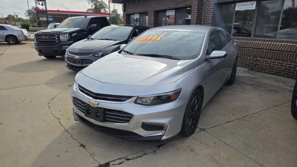 2016 Chevrolet Malibu LT FWD photo