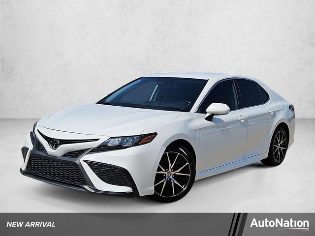 2023 Toyota Camry SE FWD photo