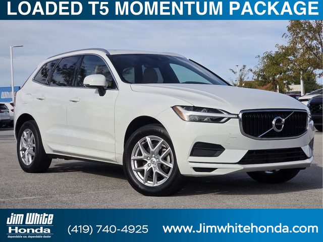 2020 Volvo XC60 Momentum AWD photo