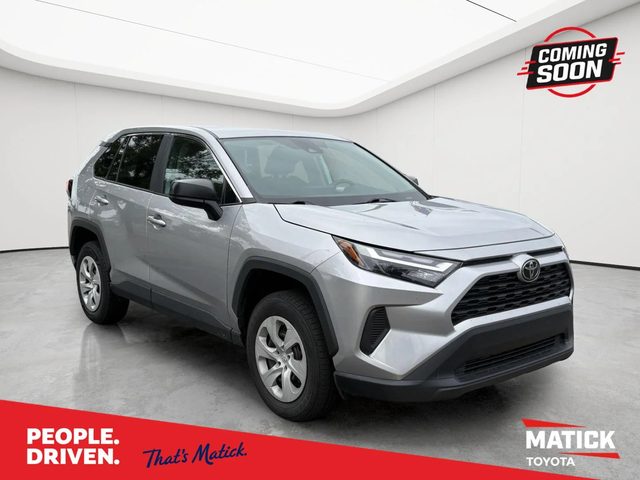 2023 Toyota RAV4 LE AWD photo