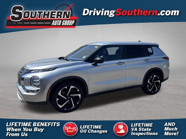2022 Mitsubishi Outlander SE FWD photo
