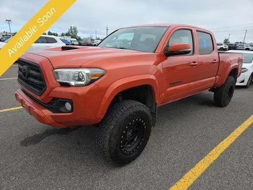 2017 Toyota Tacoma SR5 4WD photo