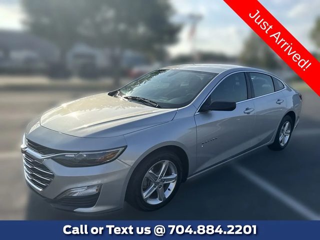 2022 Chevrolet Malibu LS FWD photo