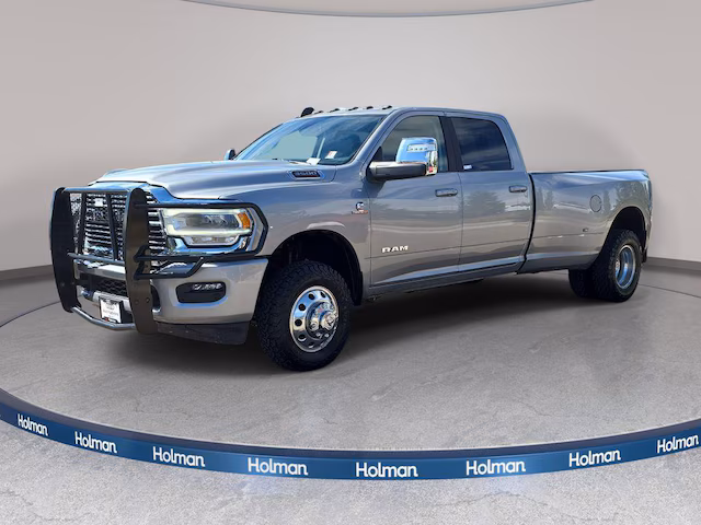 2023 Ram 3500 Laramie 4WD photo