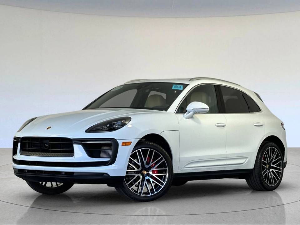 2023 Porsche Macan S AWD photo