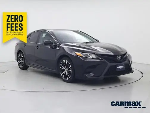 2018 Toyota Camry SE FWD photo