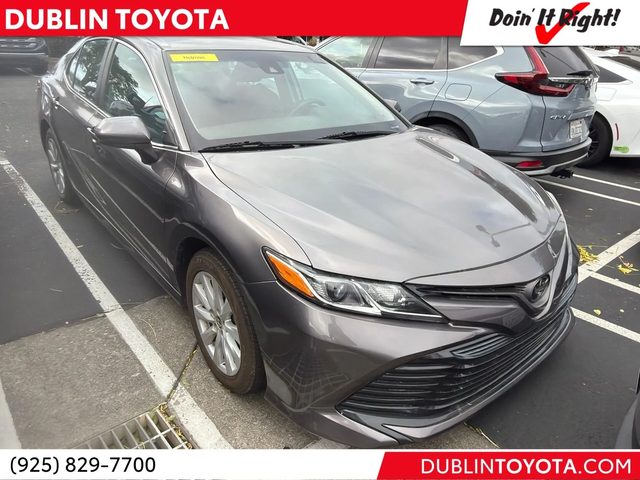 2020 Toyota Camry LE FWD photo