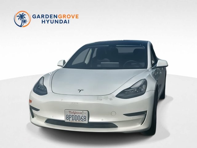 2020 Tesla Model 3 Standard Range Plus RWD photo