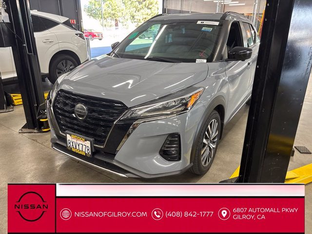2021 Nissan Kicks SR FWD photo