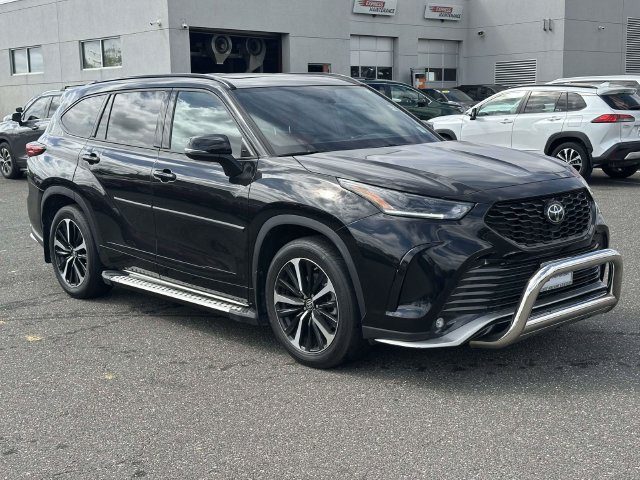2022 Toyota Highlander XSE AWD photo