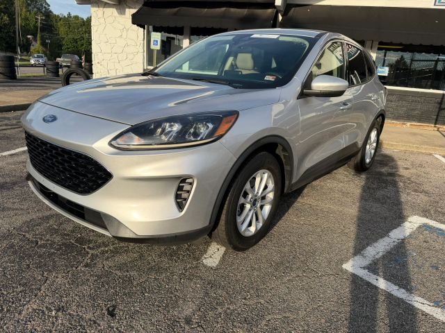 2020 Ford Escape SE FWD photo