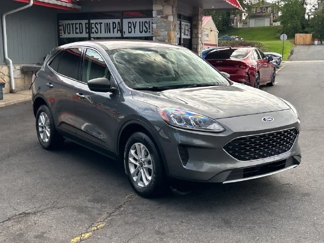 2022 Ford Escape SE AWD photo