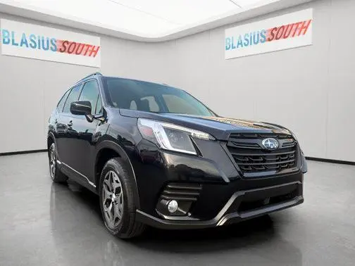 2023 Subaru Forester Premium AWD photo