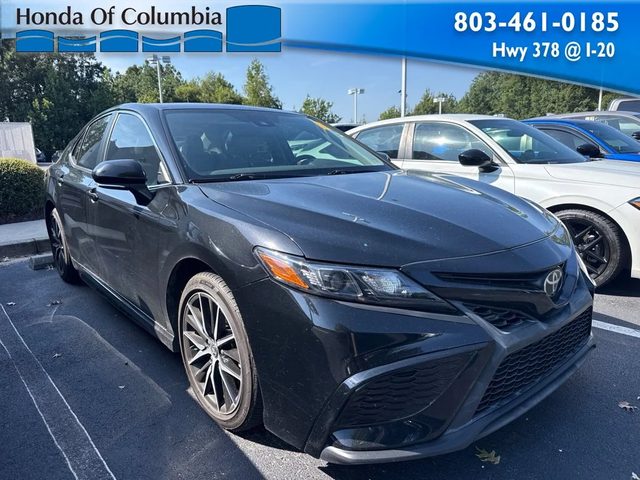 2022 Toyota Camry SE FWD photo