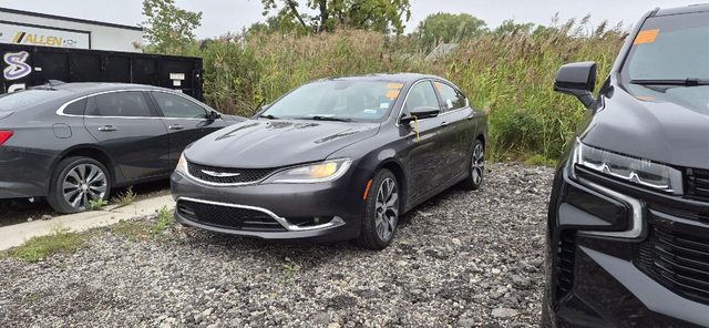 2016 Chrysler 200 C Platinum FWD photo