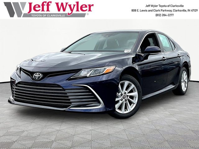 2022 Toyota Camry LE AWD photo