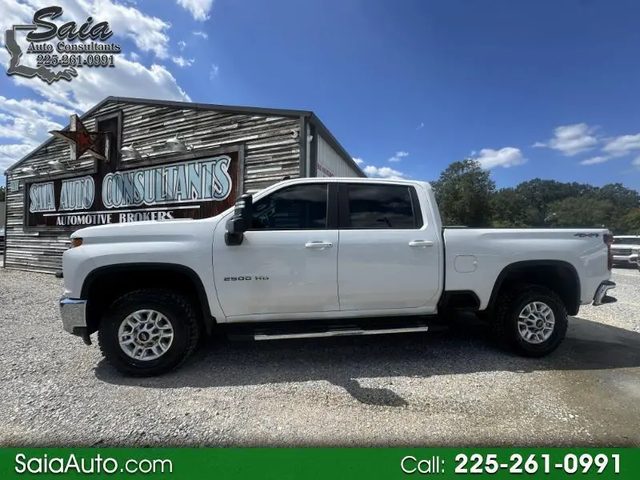 2022 Chevrolet Silverado 2500HD LT 4WD photo